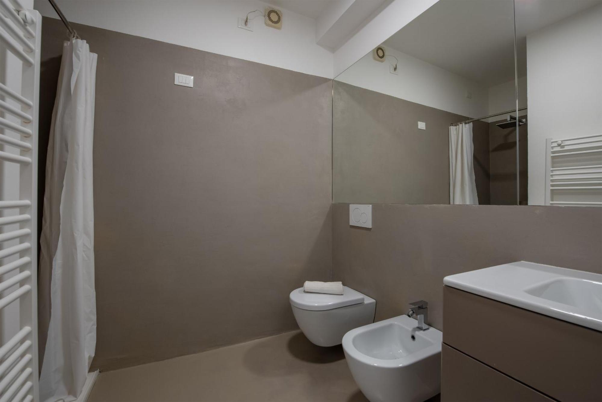 Residence Orti Apartments By Wonderful Italy Salò Exterior foto